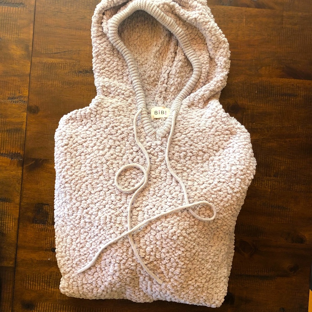 NWOT SUPER COZY Hooded Sweater
